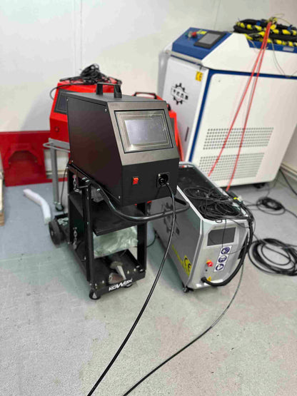 1200W laserová zváračka, mobilná vzduchom chladená iba 35 kg